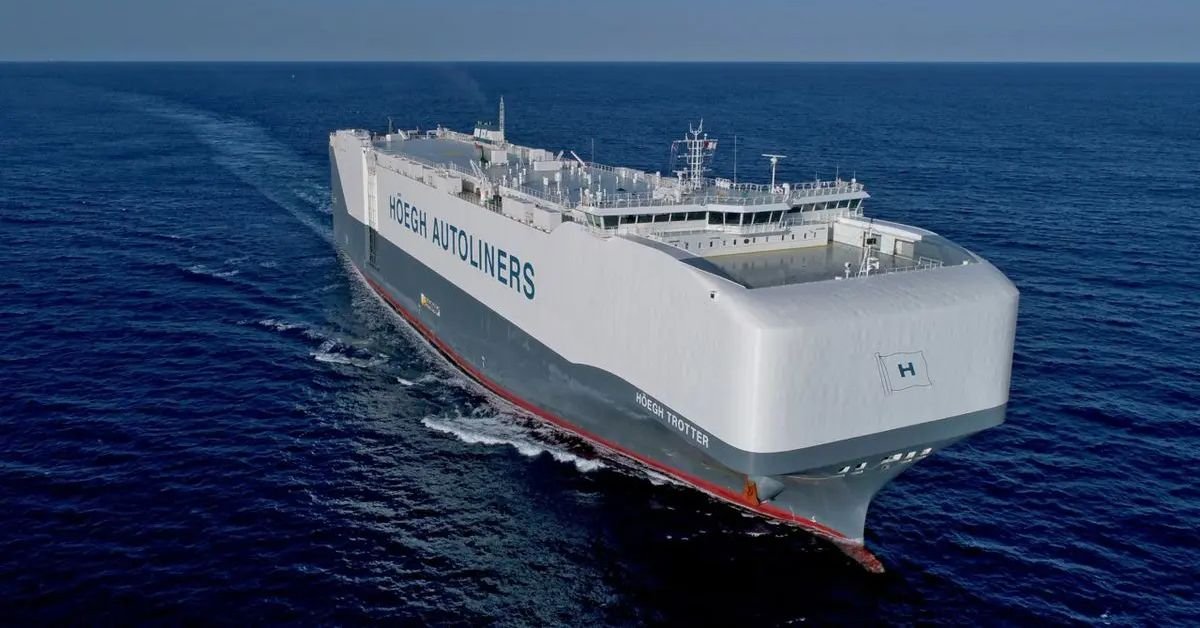 Höegh Autoliners Orders Six More LNG