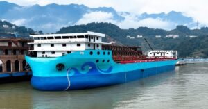 World's First Battery Powered Self Unloading Bulk Carrier